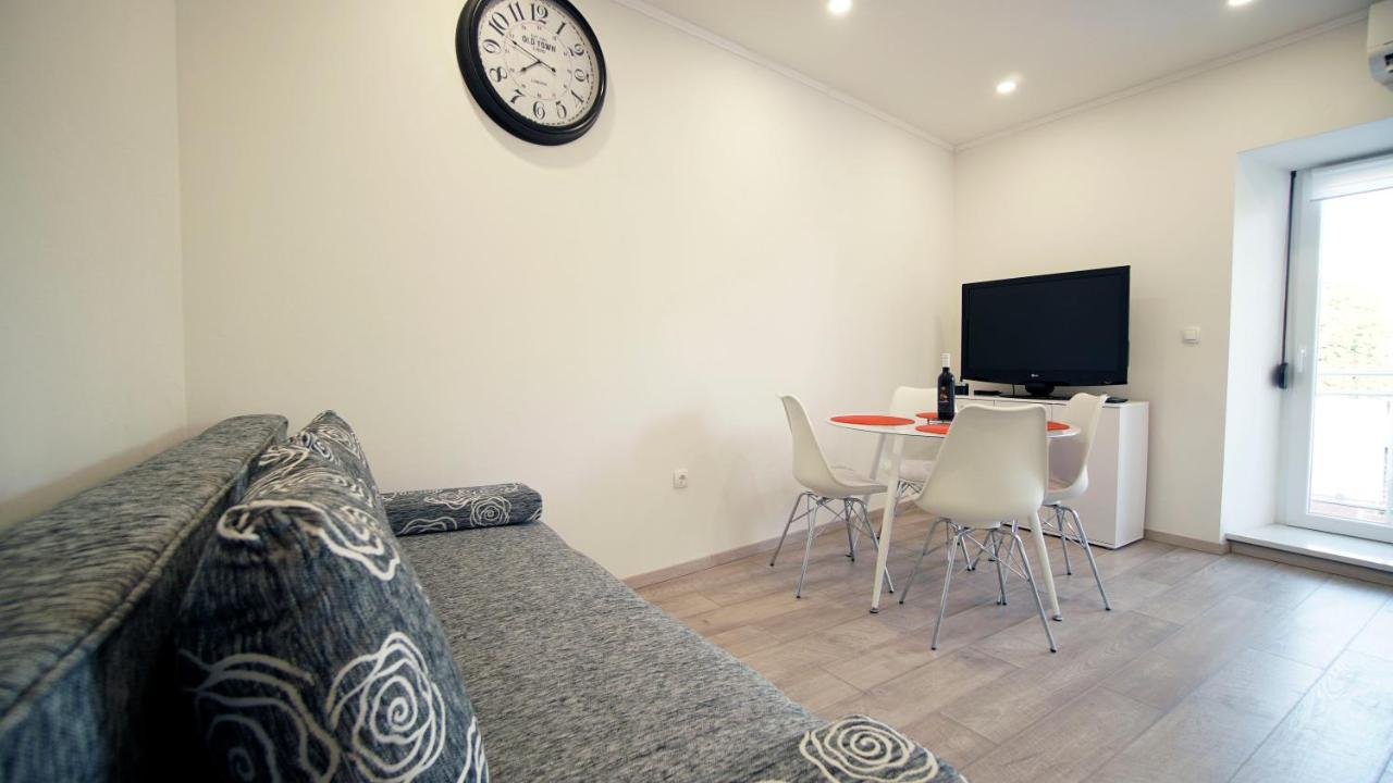 Apartment Caramela Nin Exterior foto