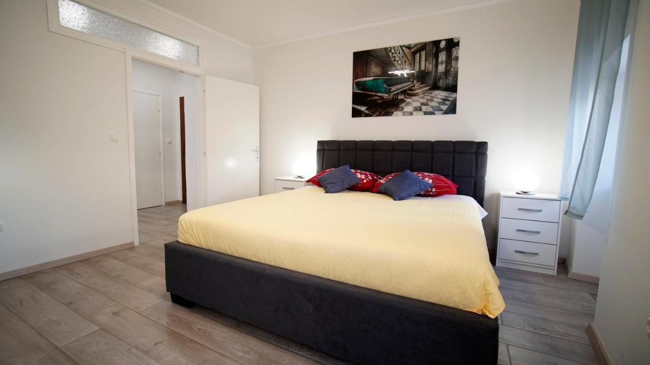 Apartment Caramela Nin Exterior foto